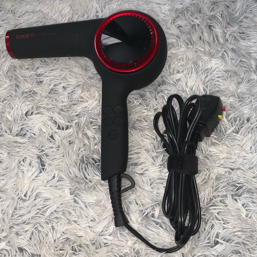 Hairdryer
